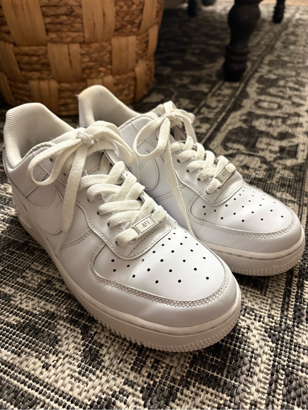 White AF1 Nike Sneakers - Classic Leather Low-Top